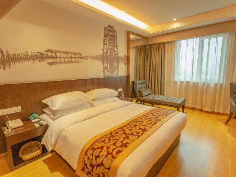 Greentree Inn Zhejiang Huzhou South Street Chaoyin Bridge Business Hotel Eksteriør billede